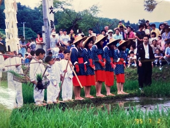 慶徳稲荷神社 お田植え祭り 早乙女